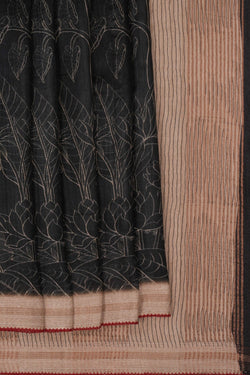 Image of A Beautiful Embroidery Saree