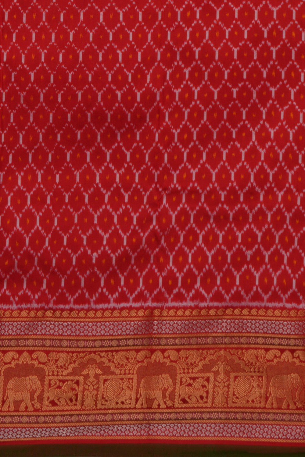 A Pochampally Ikat saree with a Korvai border