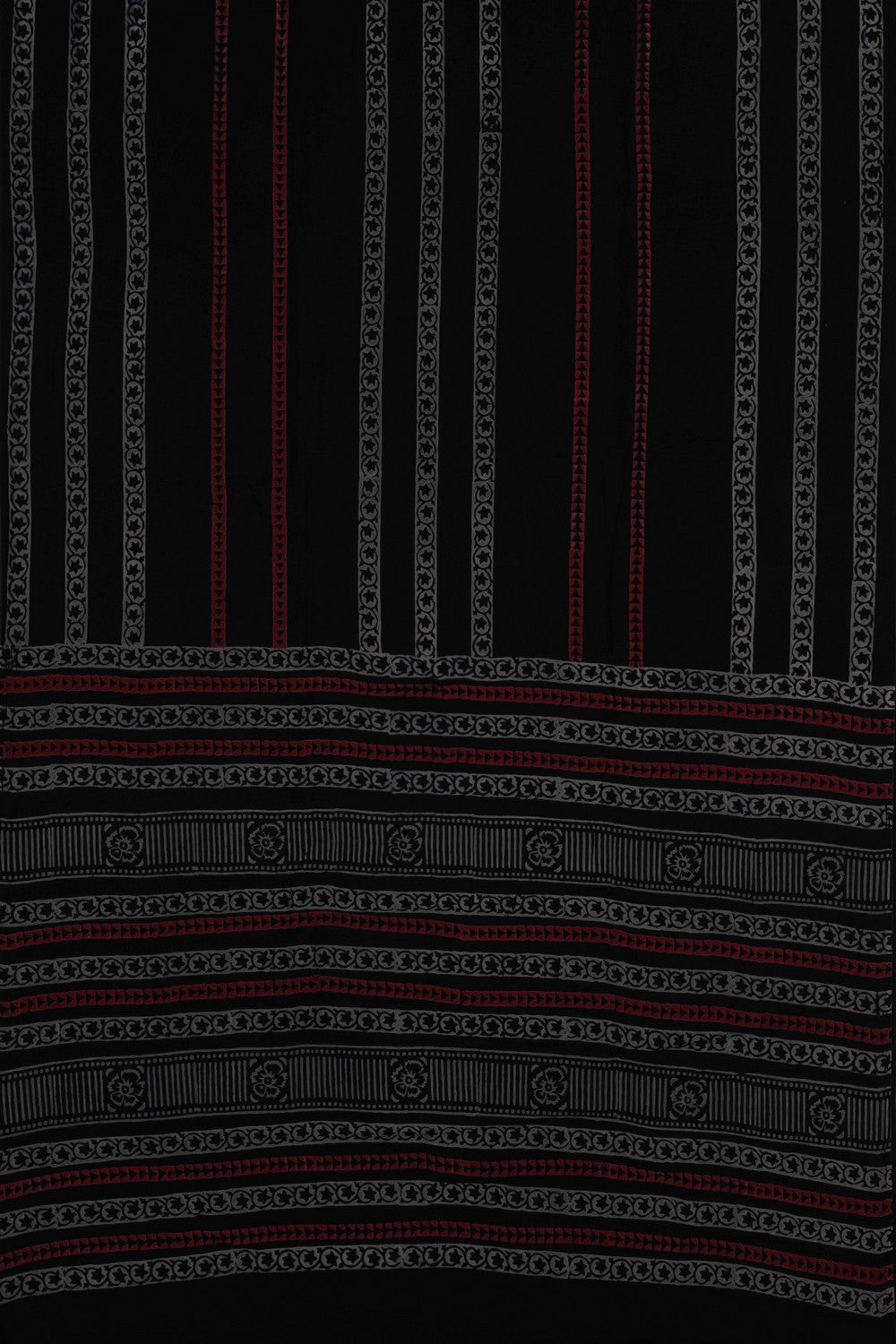 Image of Bagru Geometric Printed Saree