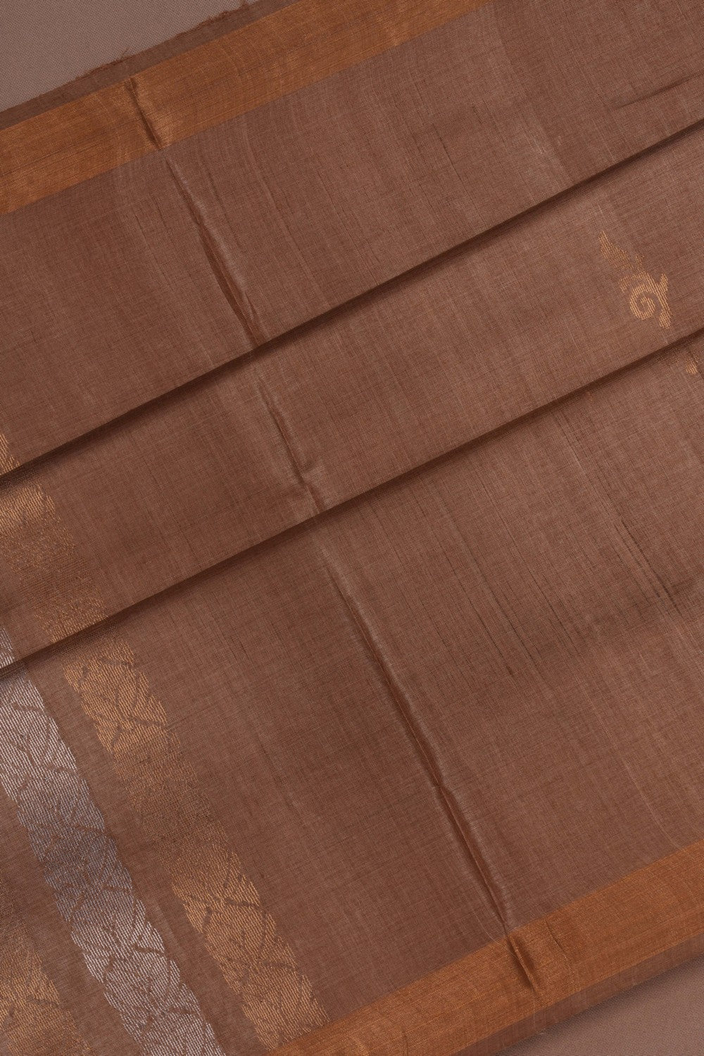A Tussar Zari Motif Saree