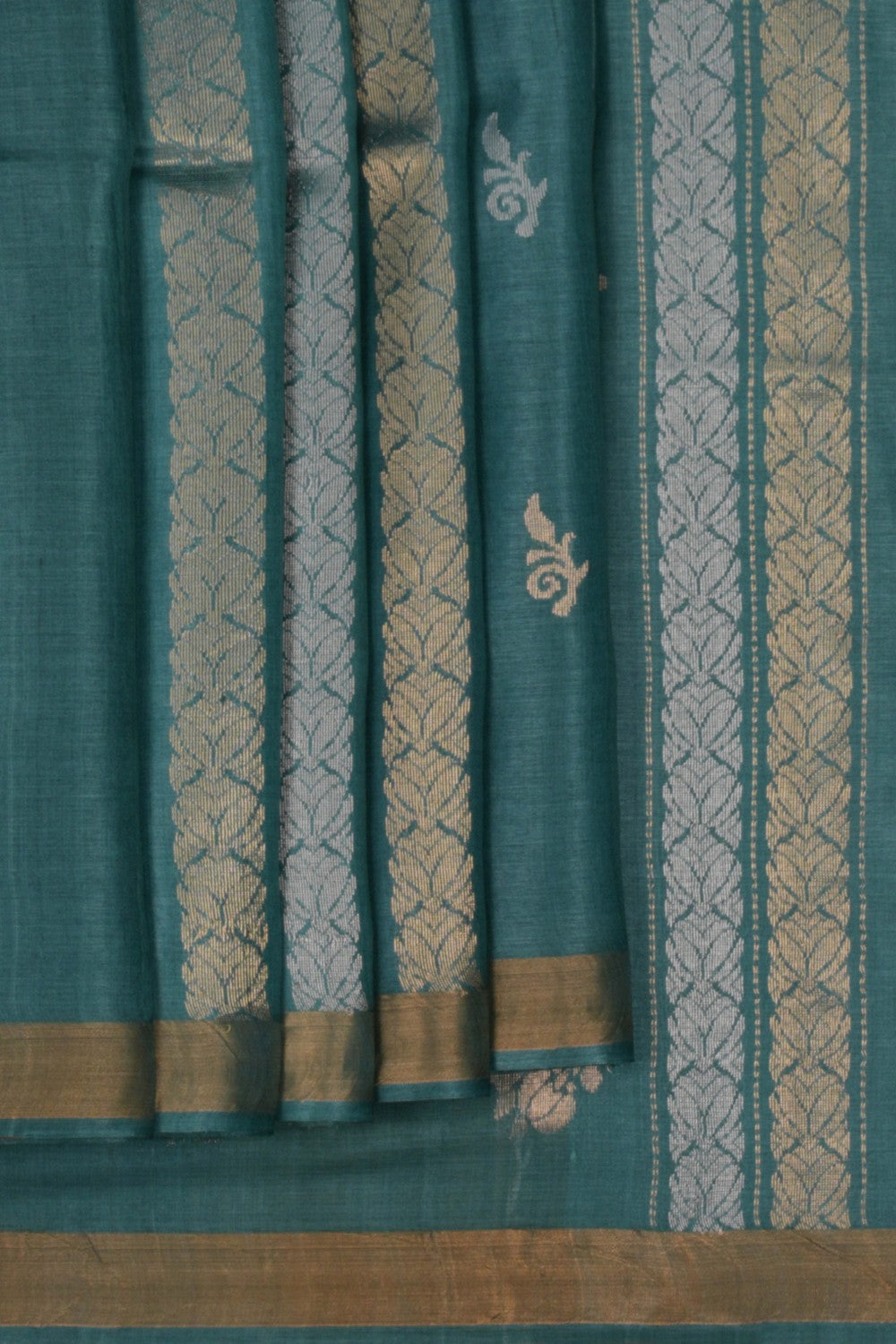 Image of A Tussar Zari Motif Saree