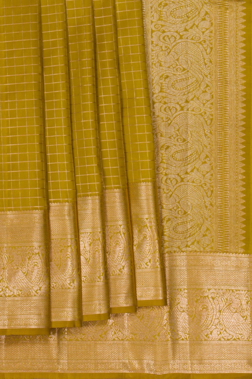 Image of A Zari check pattern Kanchipattu saree