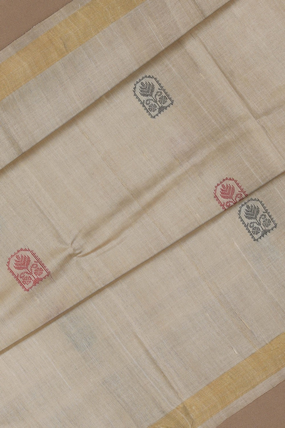 Image of Simple Yet Elegant Tussar Saree