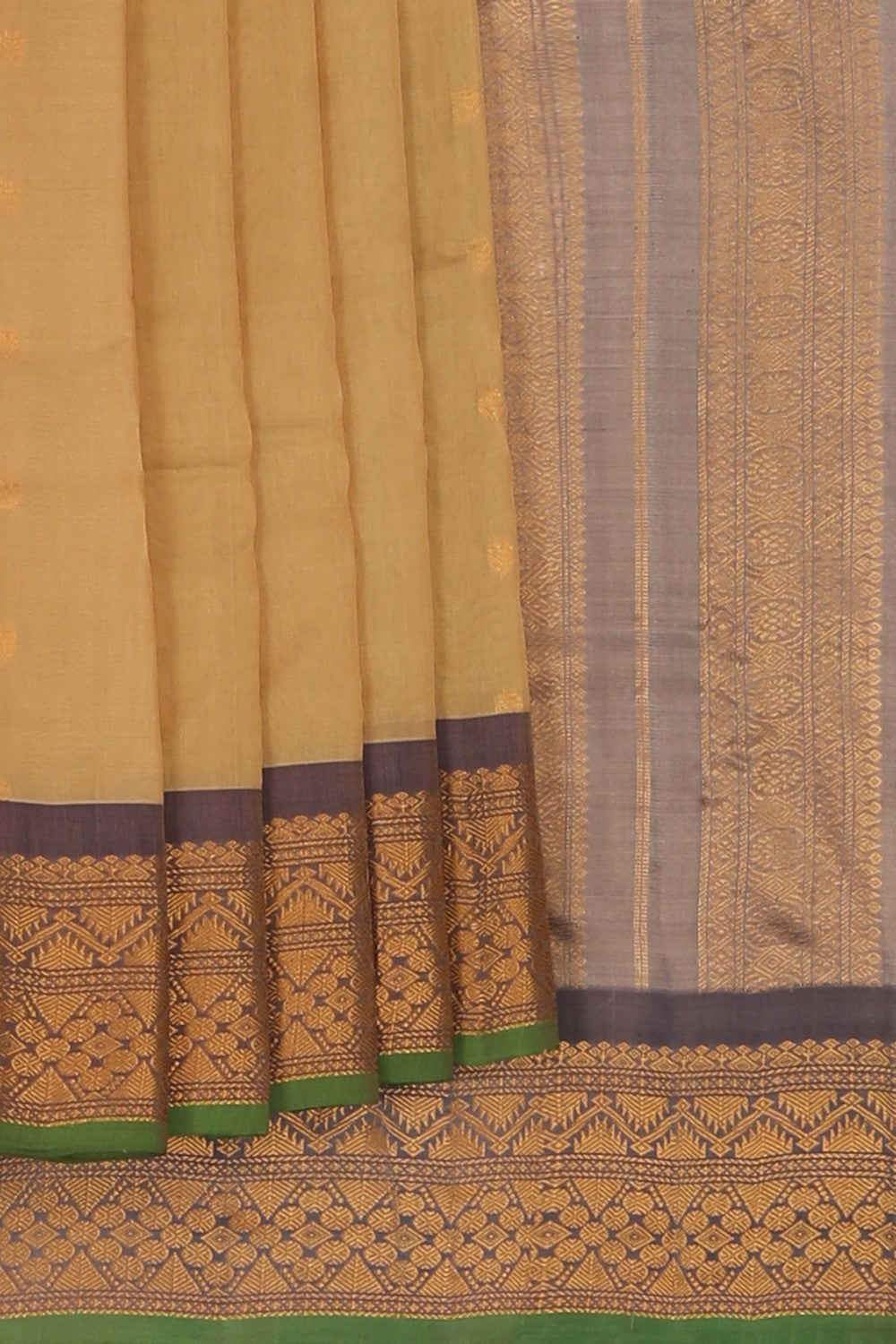 Gadwal Sico Beige Saree