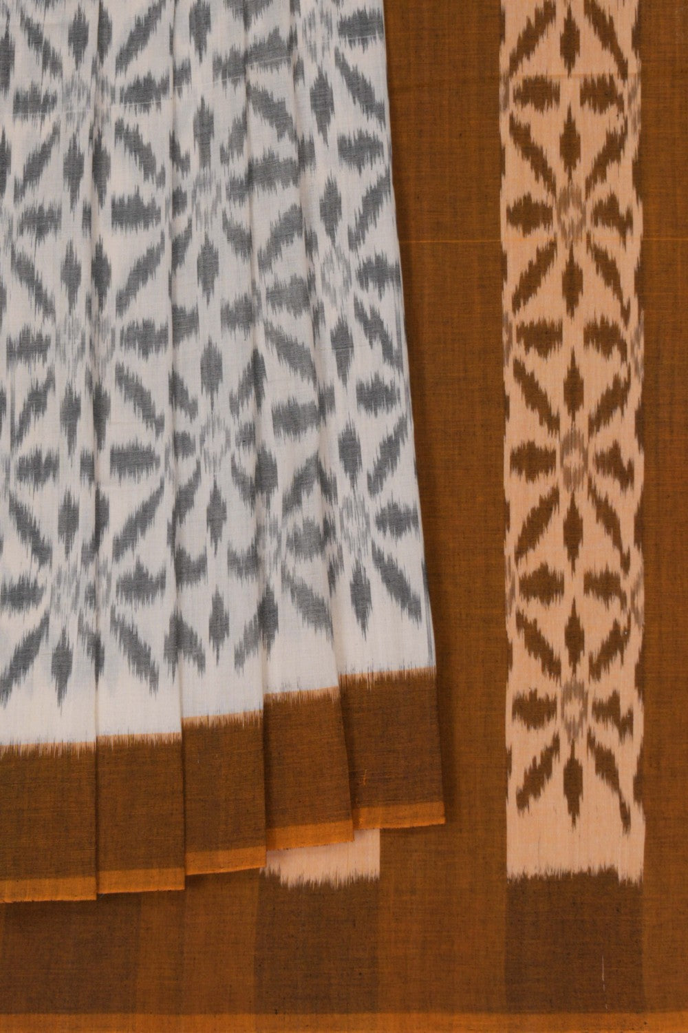 Pochampally Ikat Cotton Off White Saree