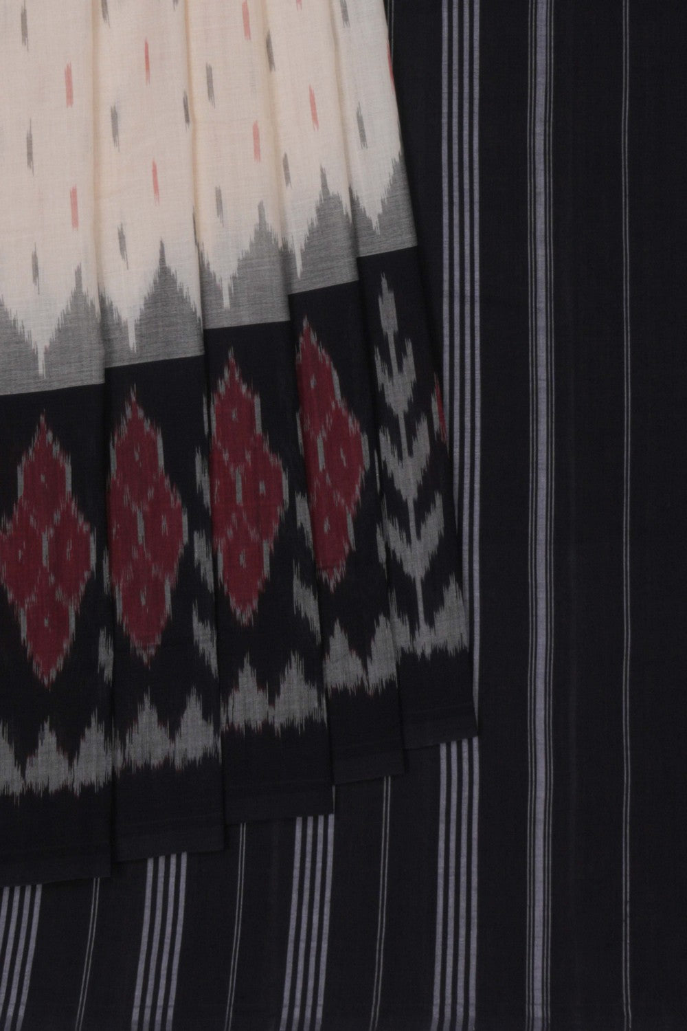 Pochampally Ikat Cotton Off-White Saree