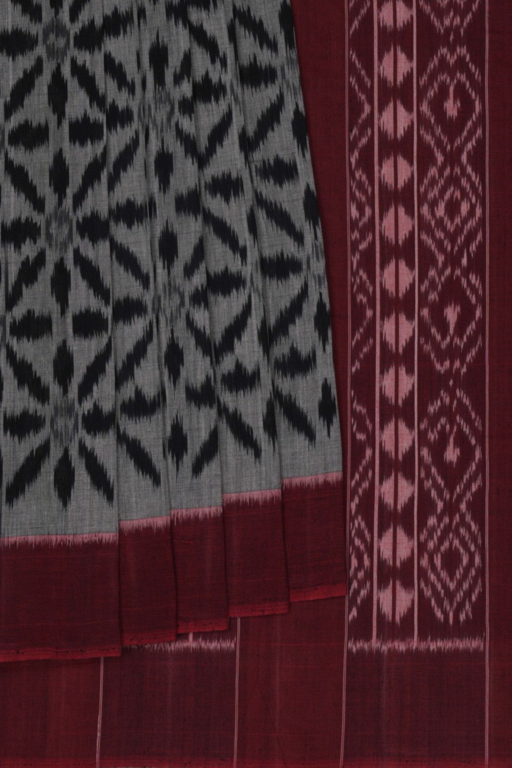 Pochampally Ikat Cotton Grey Saree