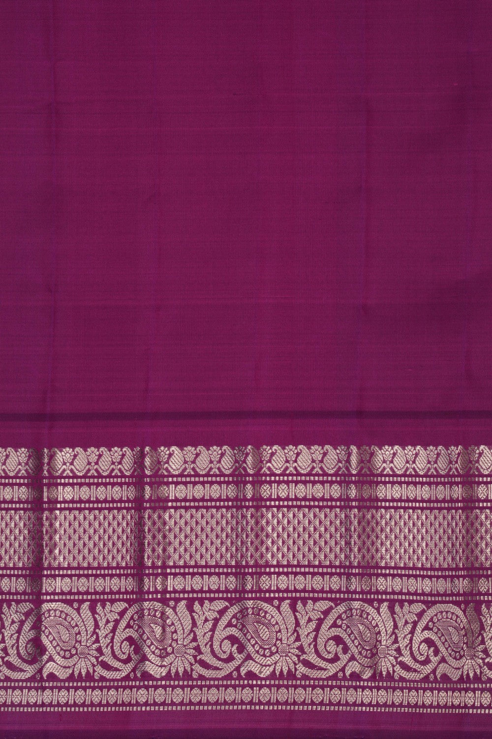 Image of Gadwal Silk Off-White Saree