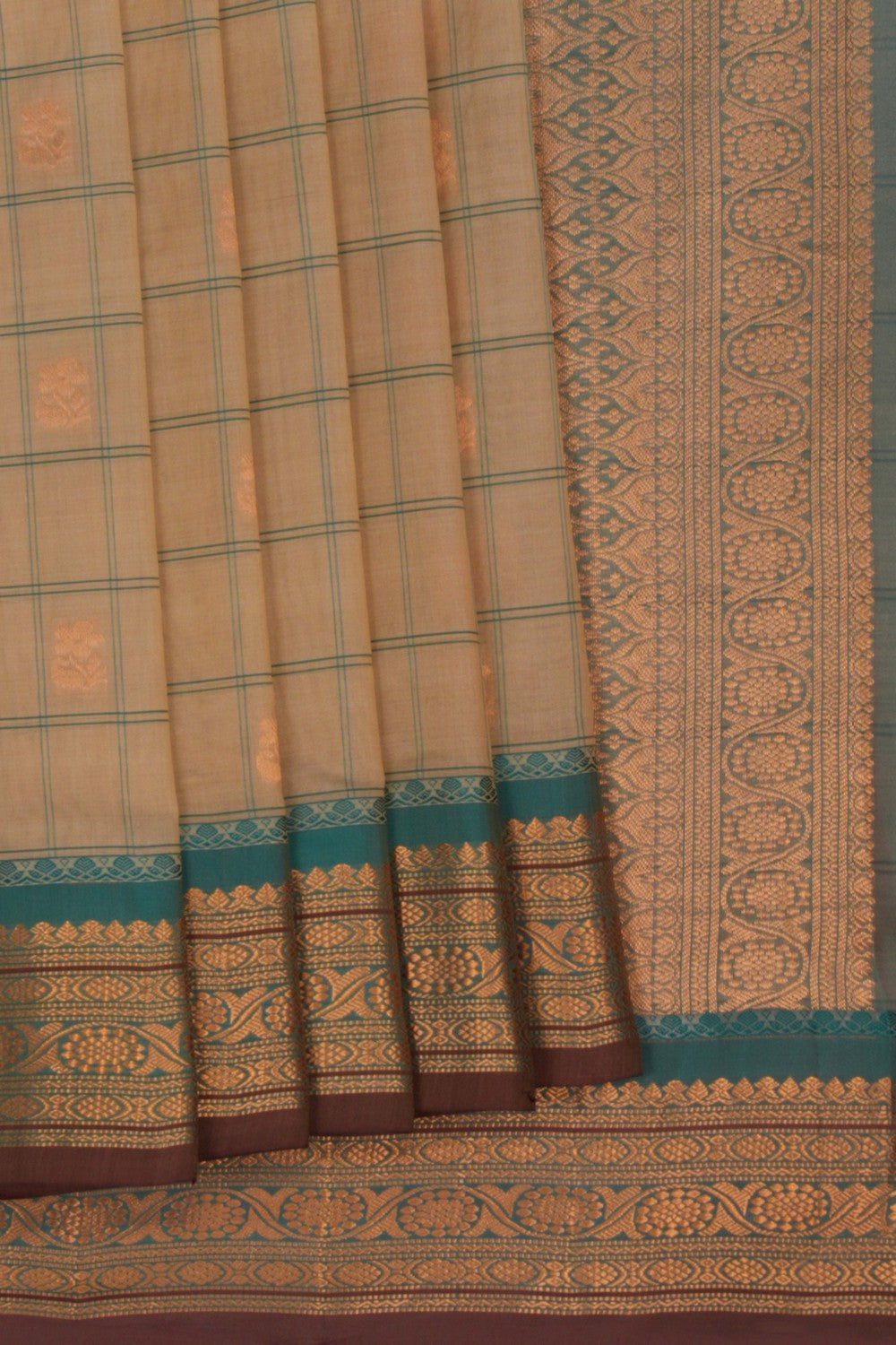 Gadwal Kattam Beige Saree