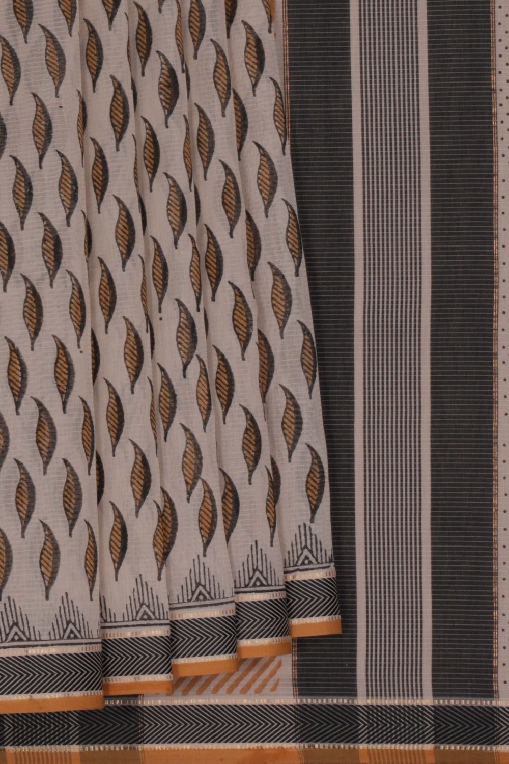 Maheshwari Cotton Silk Beige Saree