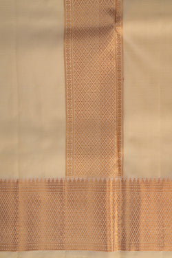 Image of Kanchi Silk Cream Dhoti With Kanduva (8 X 4)