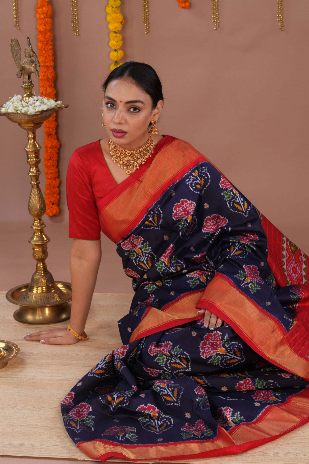 Pochampally Ikat Silk Violet Saree