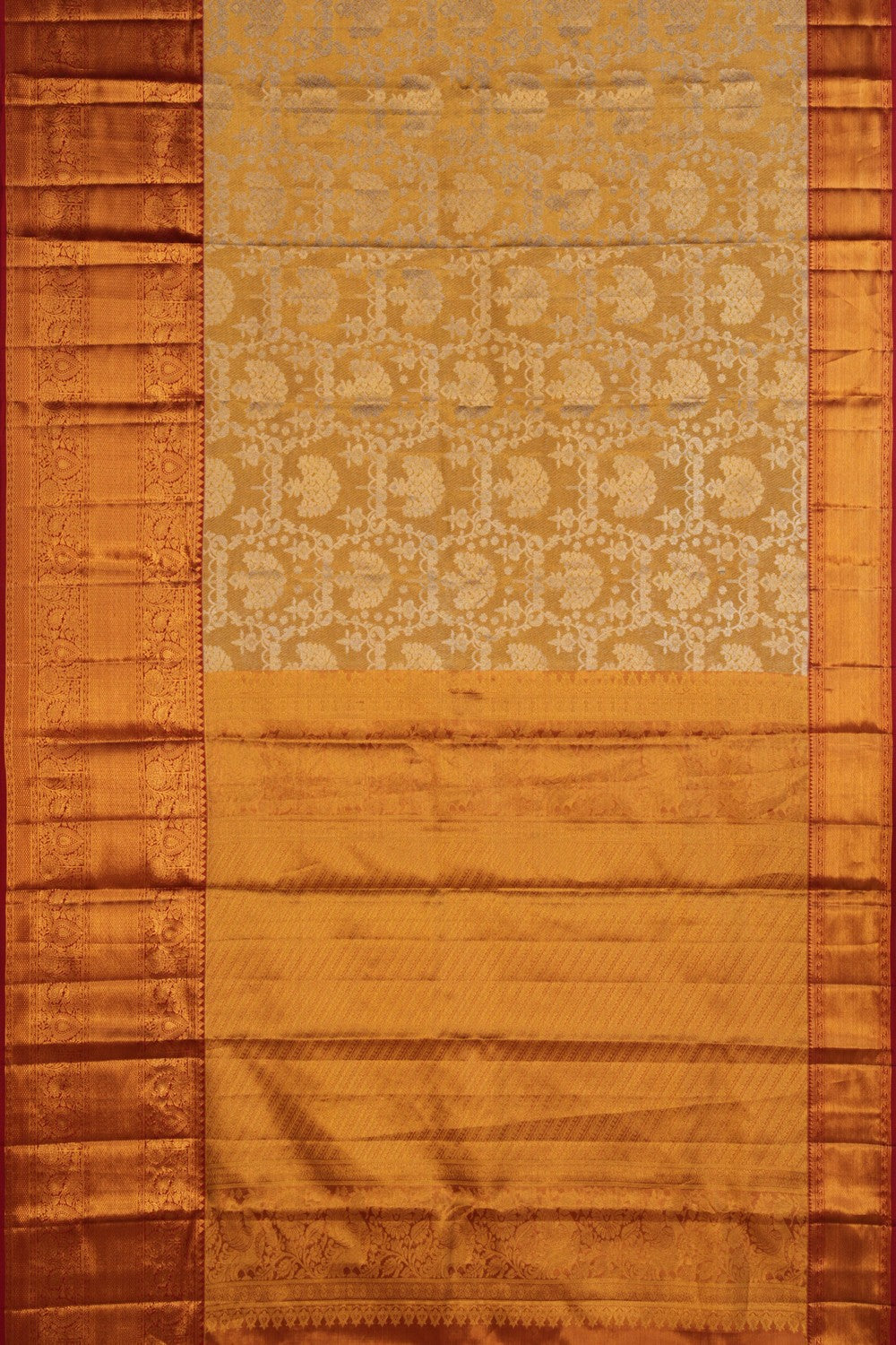 A Gold Tissue Brocade Kanchipattu Saree