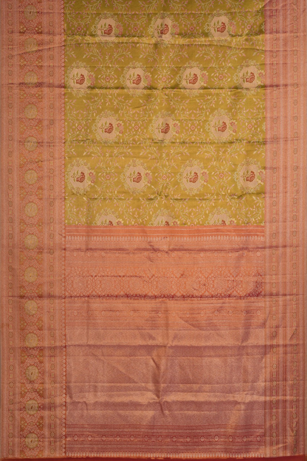 Kanchipattu Gold Tissue Brocade A Rich, Luminous Sheen Saree