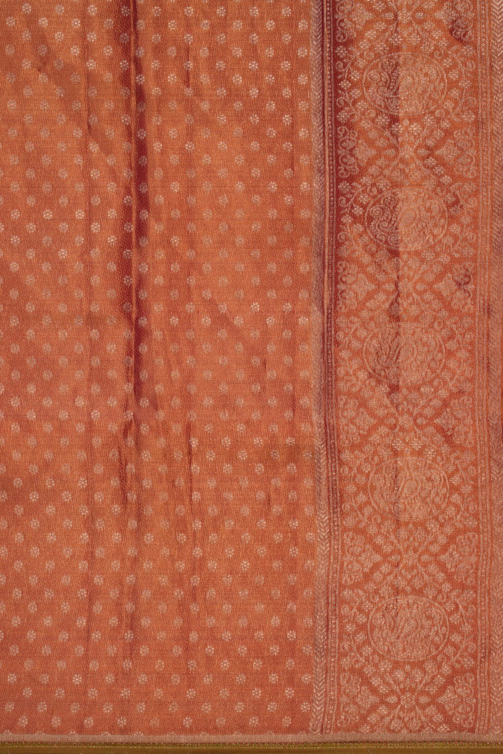 Kanchipattu Gold Tissue Brocade A Rich, Luminous Sheen Saree