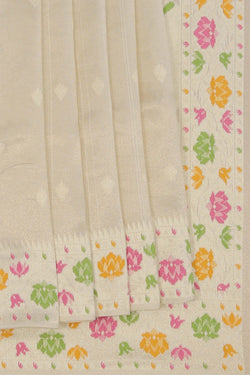 Image of Off-White Shimmering Saree