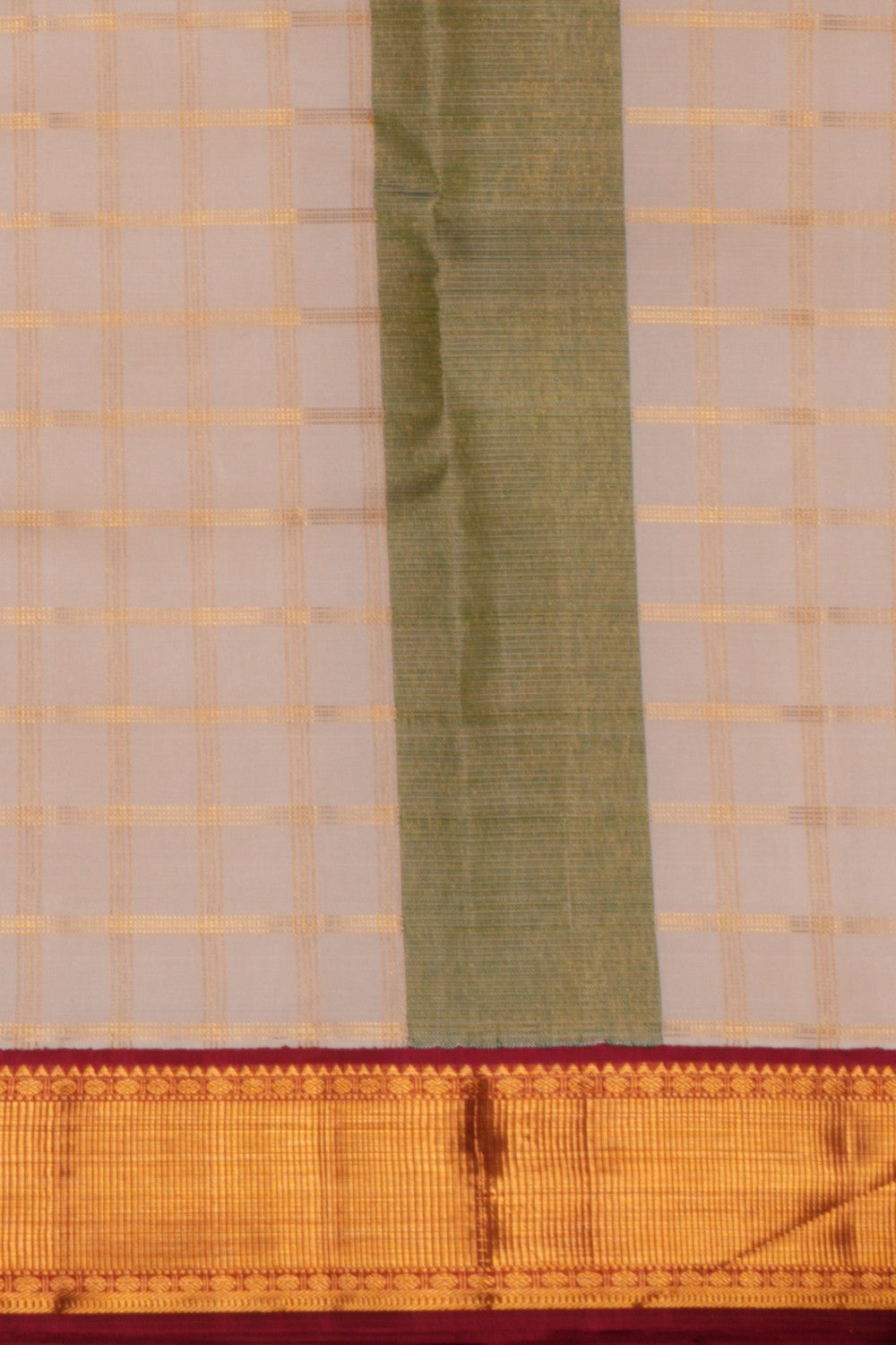 Image of Arani Silk Off-White Dhoti With Kanduva (8 X 4)