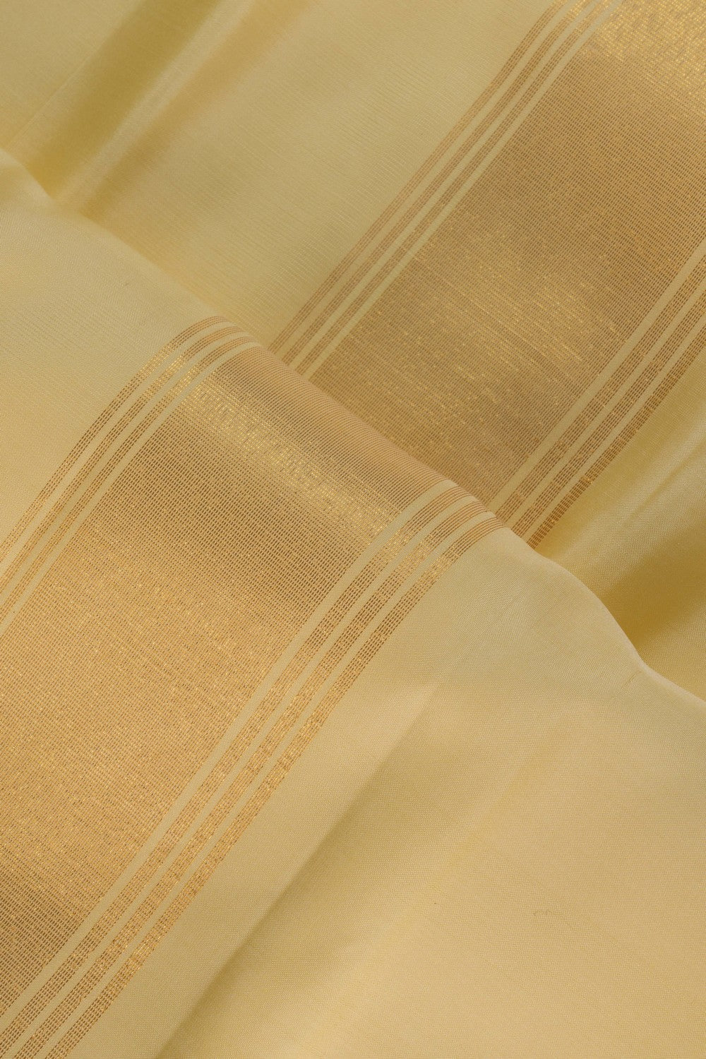 Image of Kanchi Silk Cream Dhoti With Kanduva (8 X 4) 3 PCS Set