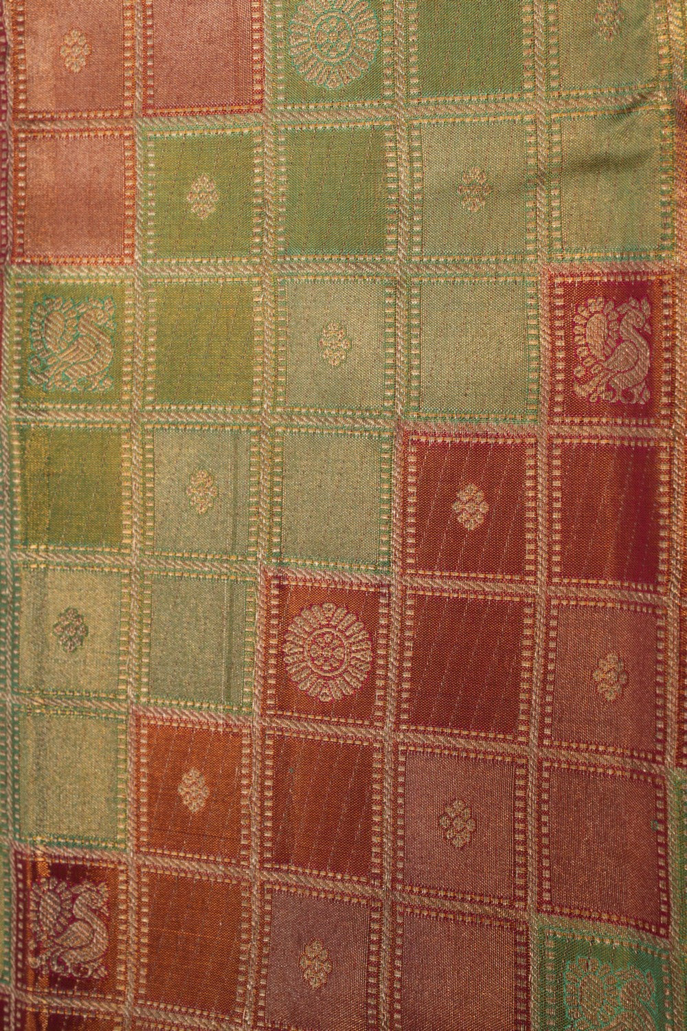 Kanchipattu Tissue Brocade Saree