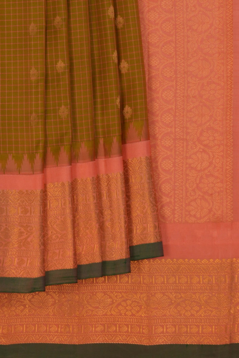Gadwal Silk Kattam Green Saree
