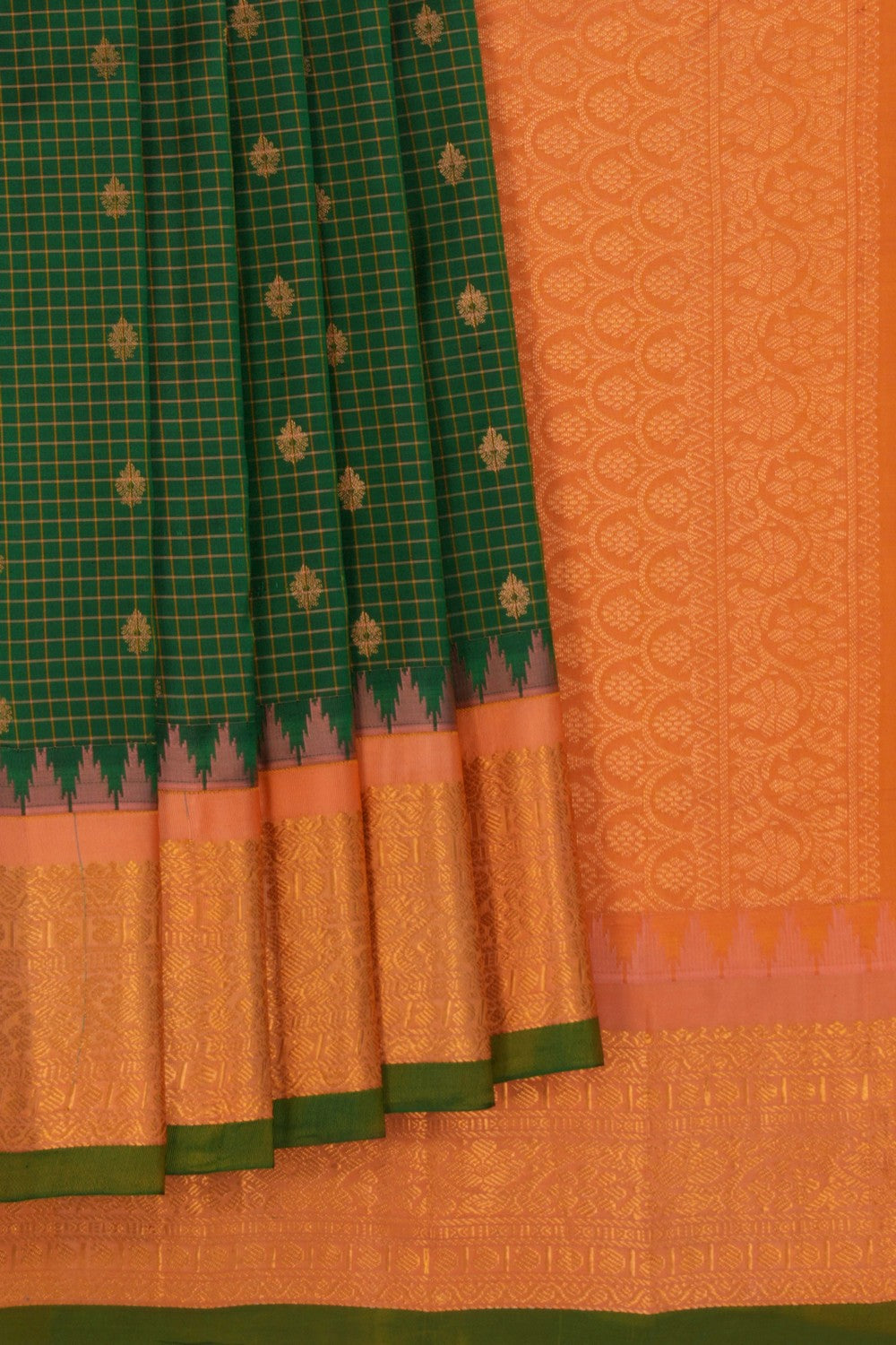Gadwal Silk Kattam Green Saree