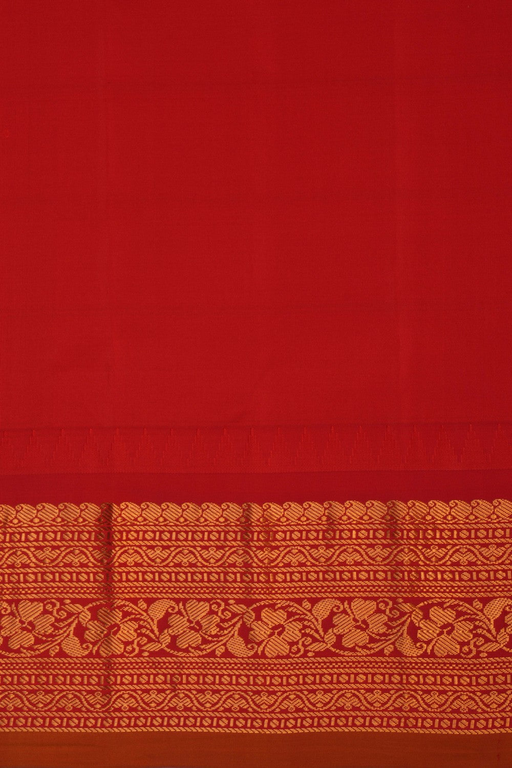 Gadwal Silk Kattam Off-White Saree