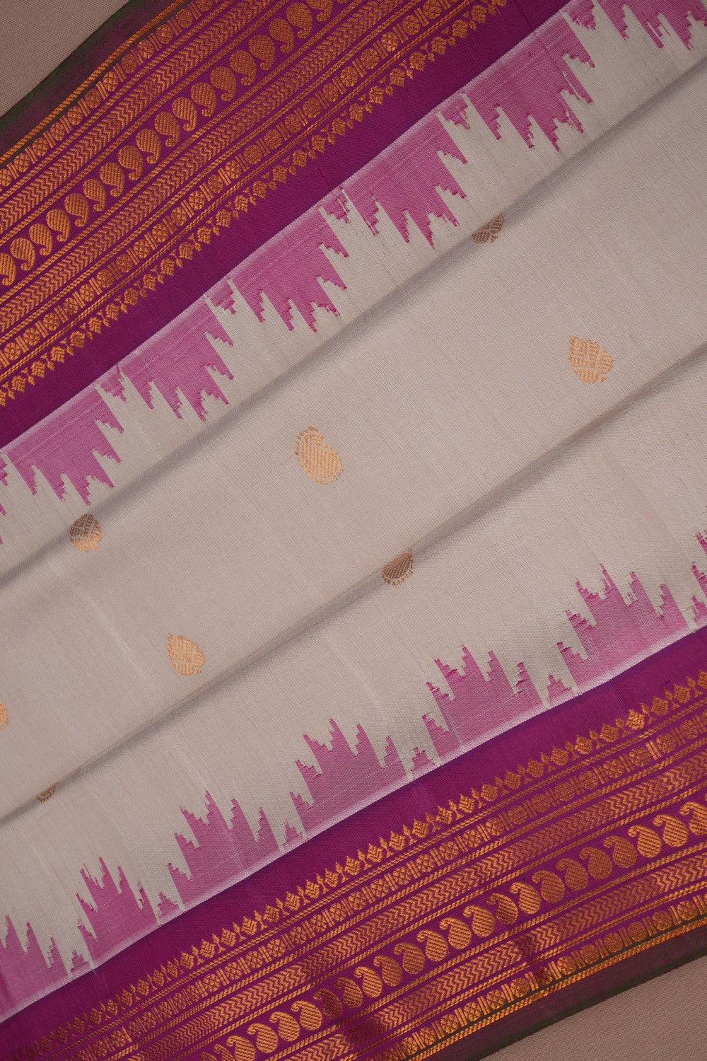 Gadwal Silk Off-White Saree