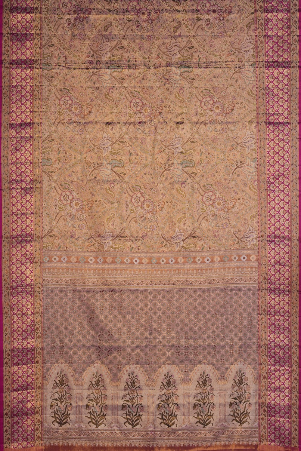 Kanchipattu Tissue Brocade Gold Saree