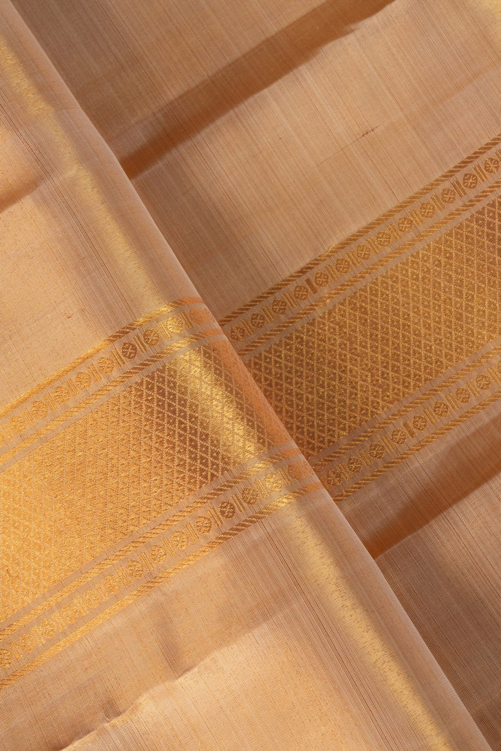Kanchi Silk Gold Tissue Dhoti With Kanduva (8 X 4)
