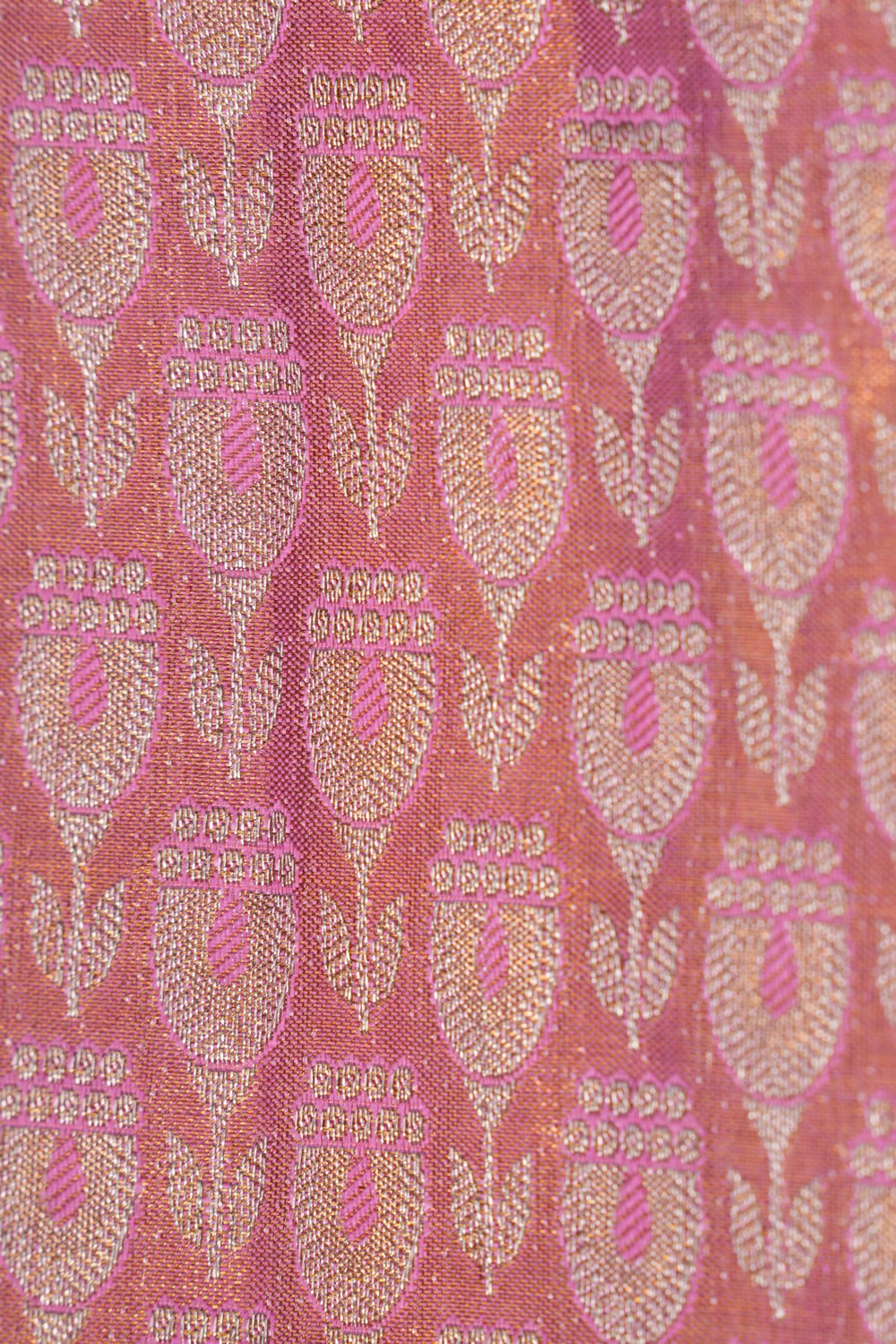 Kanchipattu Tissue Brocade Pink Saree