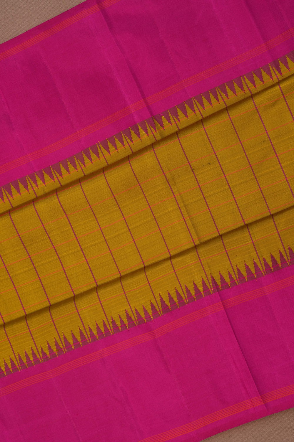 Image of Arani Silk Kattam Green Saree