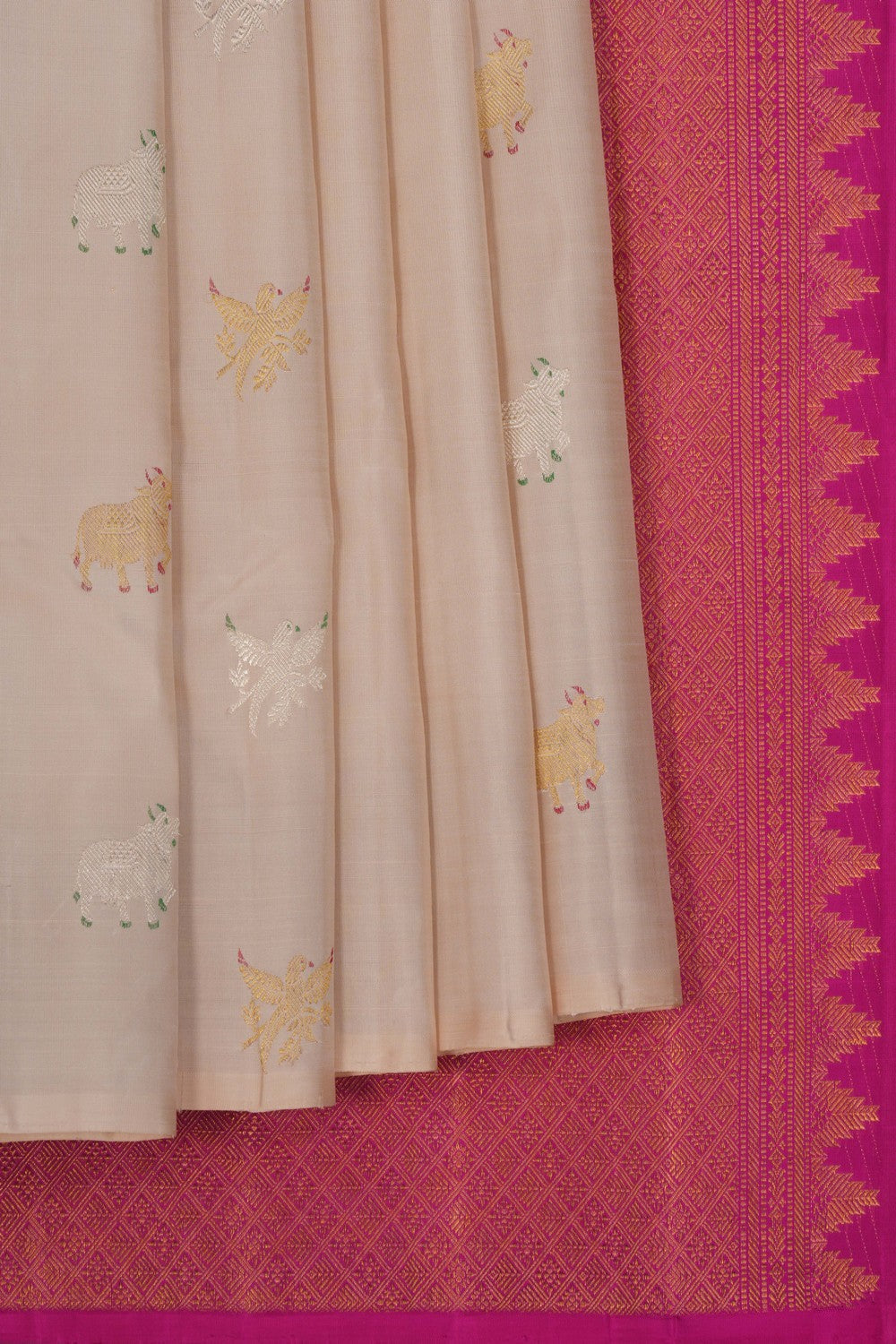 Arani Silk An Ethereal Pearl-White Saree