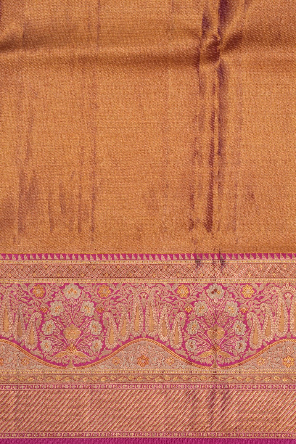 Kanchipattu Gold Tissue Brocade Saree