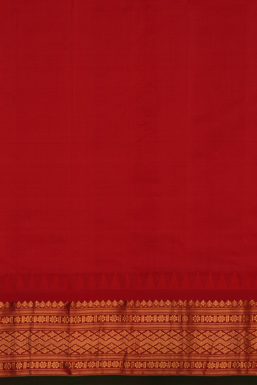 Gadwal Silk Grey Saree