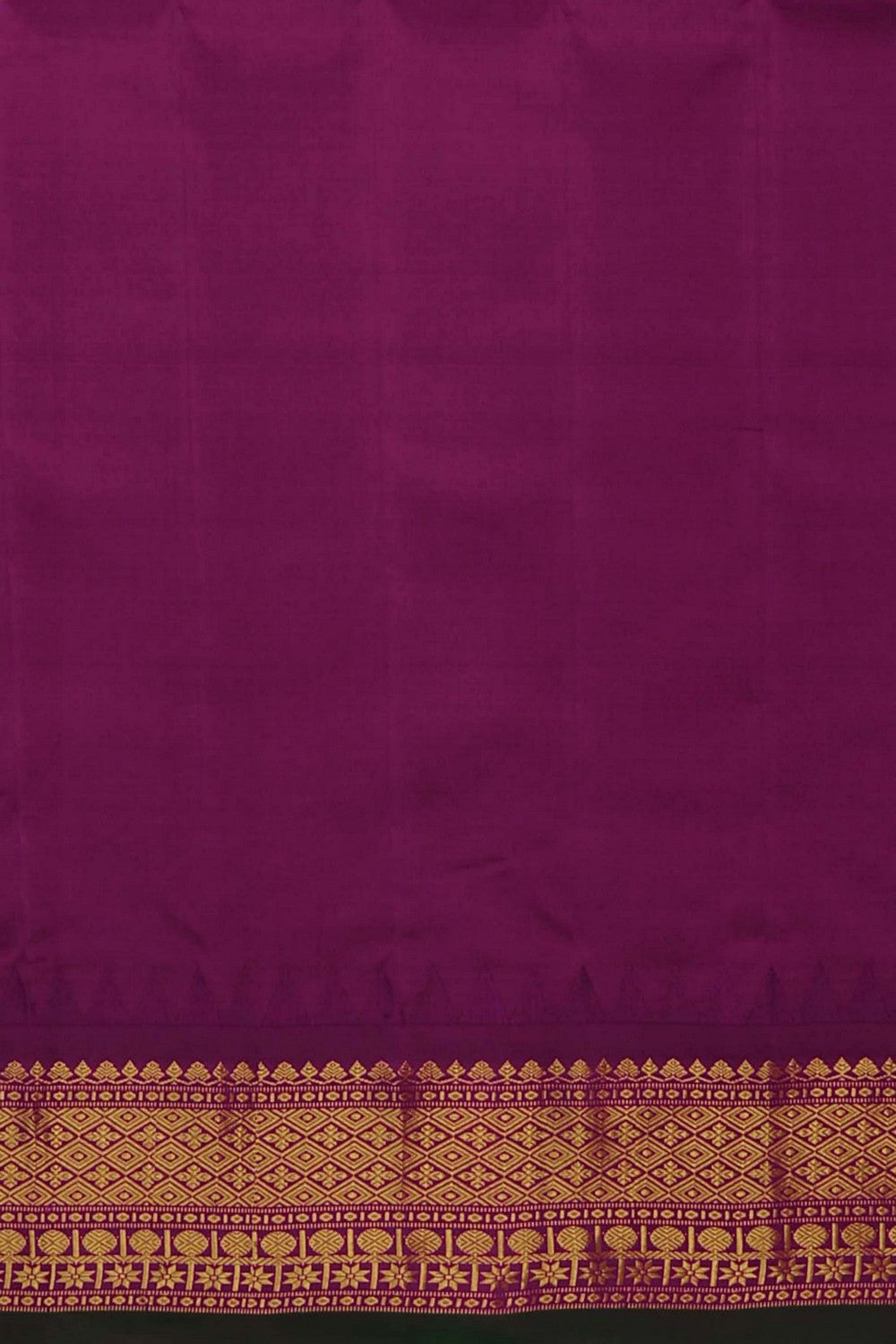 Gadwal Silk Green Saree