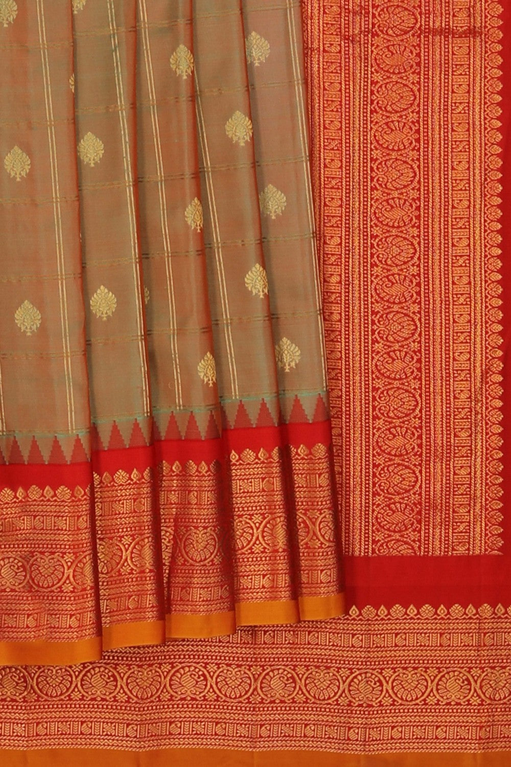 Image of Gadwal Silk Kattam Green Saree