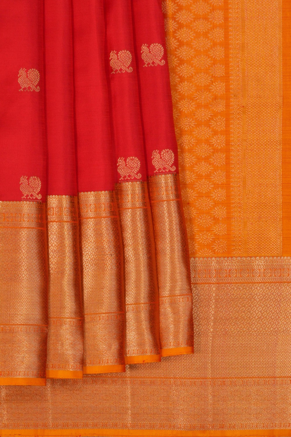 Kanchipattu Red Saree