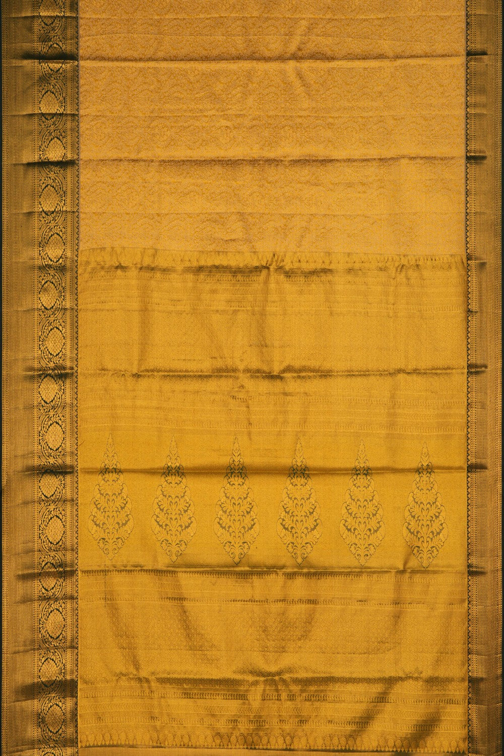 Image of Kanchipattu Tissue Brocade Gold Saree