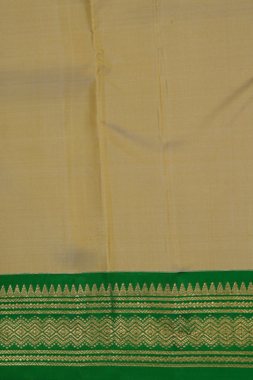 Kanchipattu Beige Saree