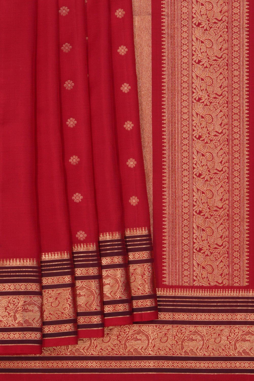Kanchipattu Red Saree