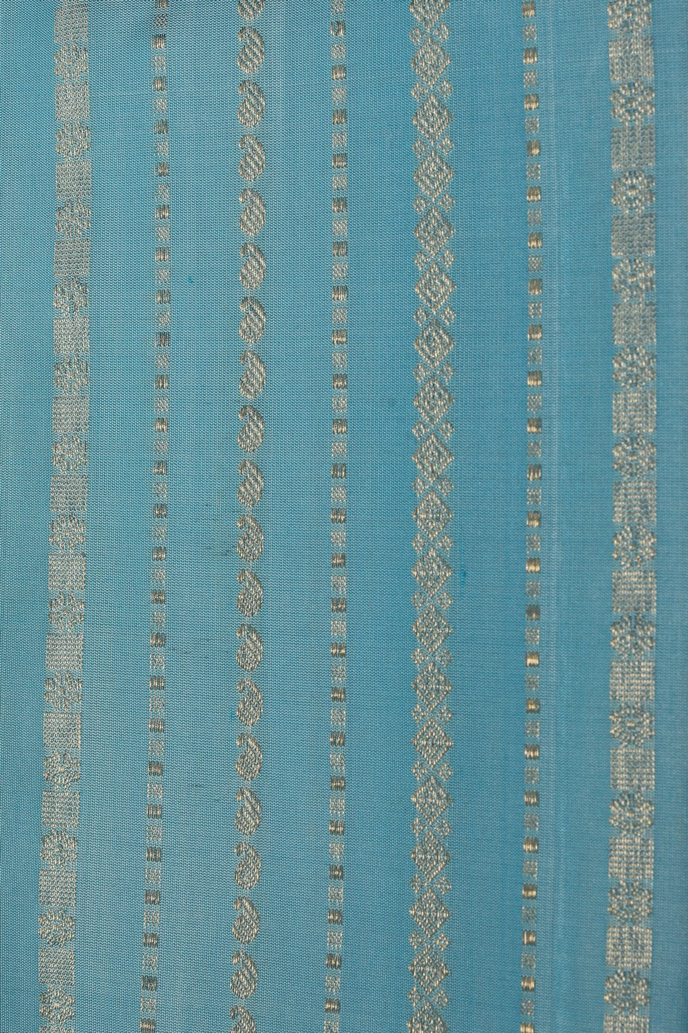 Kanchipattu Ice Blue Saree