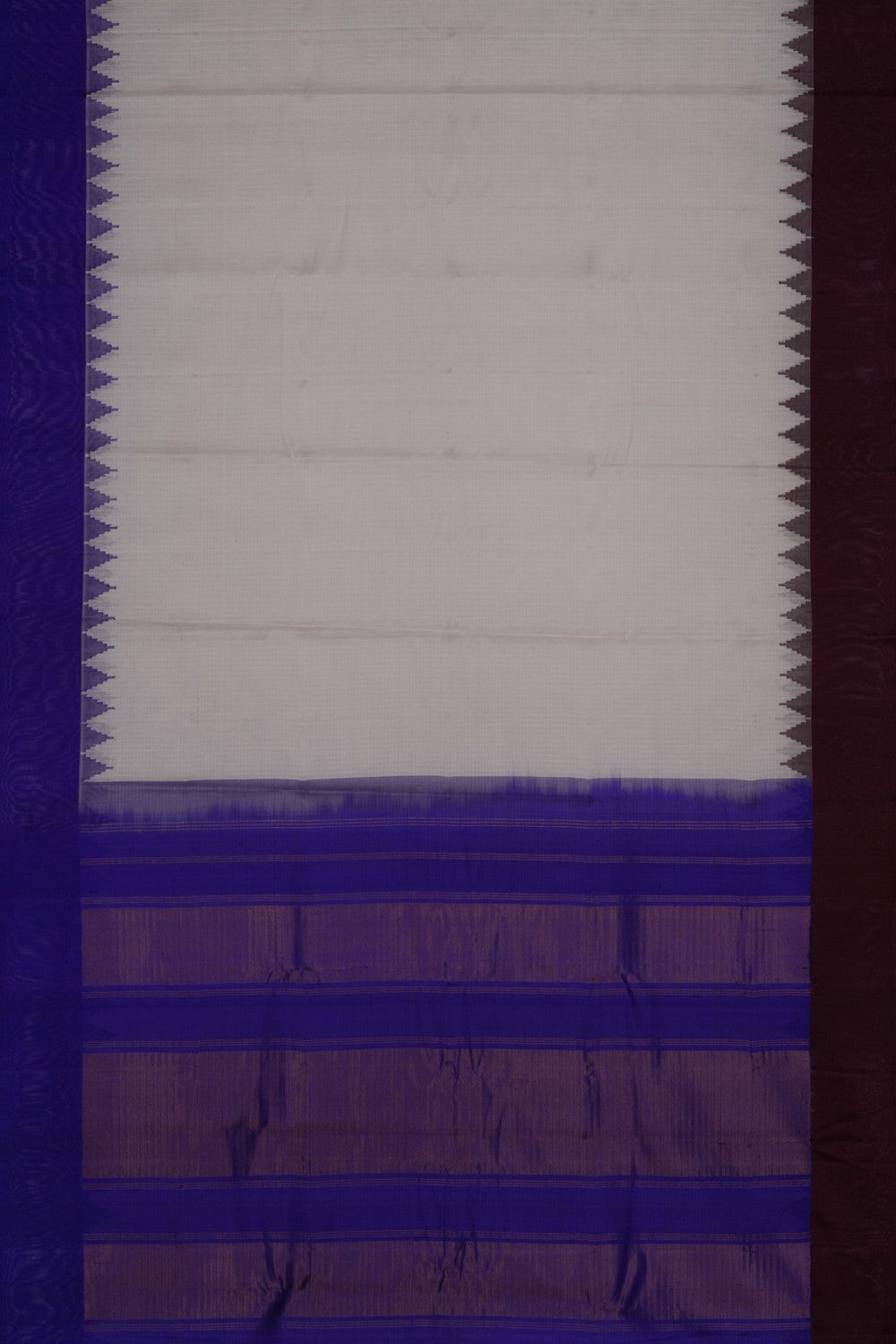 Gadwal Cotton White Saree