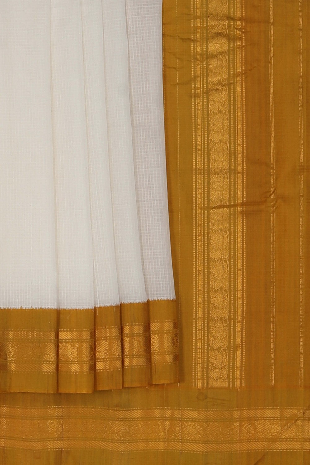 Gadwal Cotton White Saree