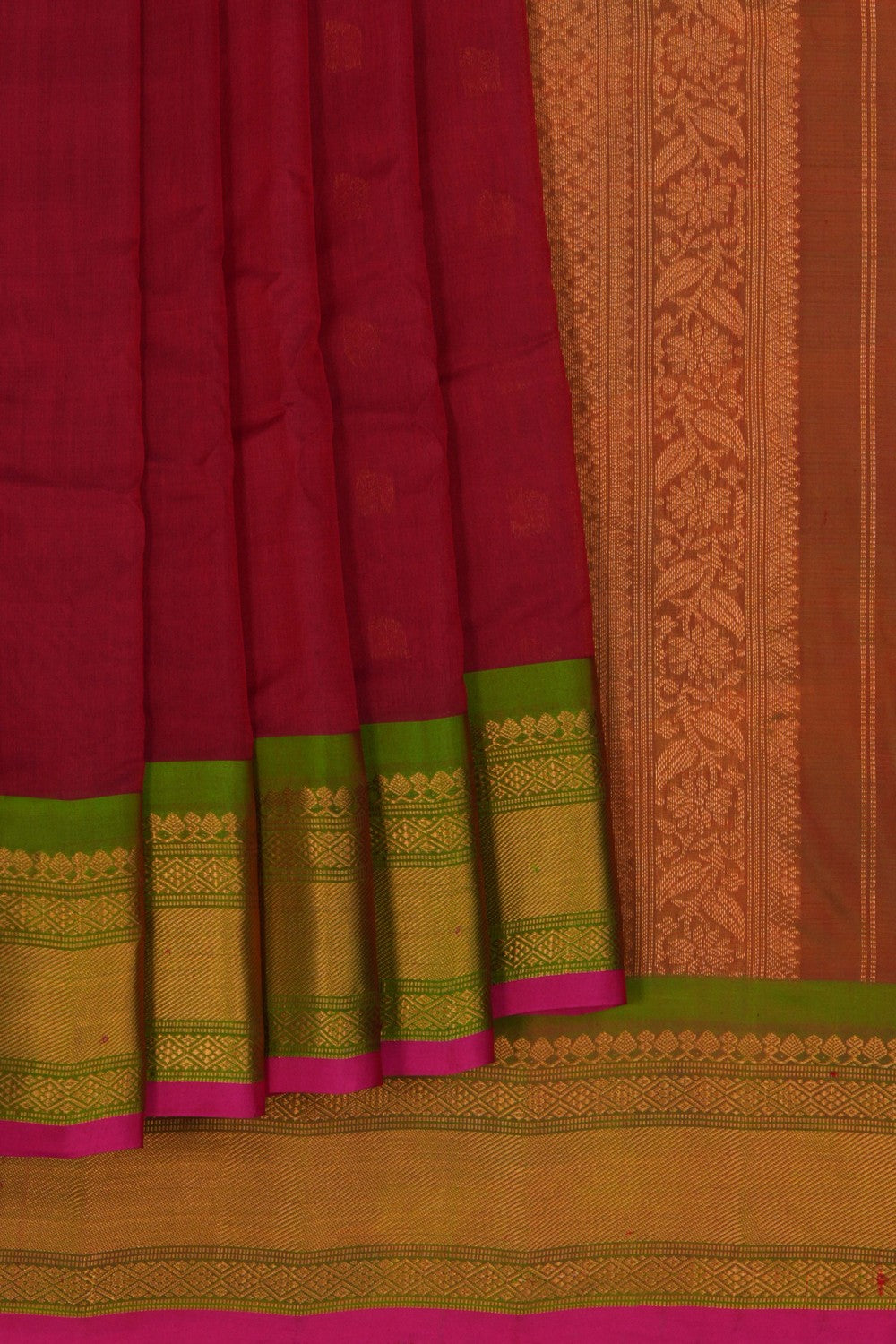 Image of Gadwal Red Saree