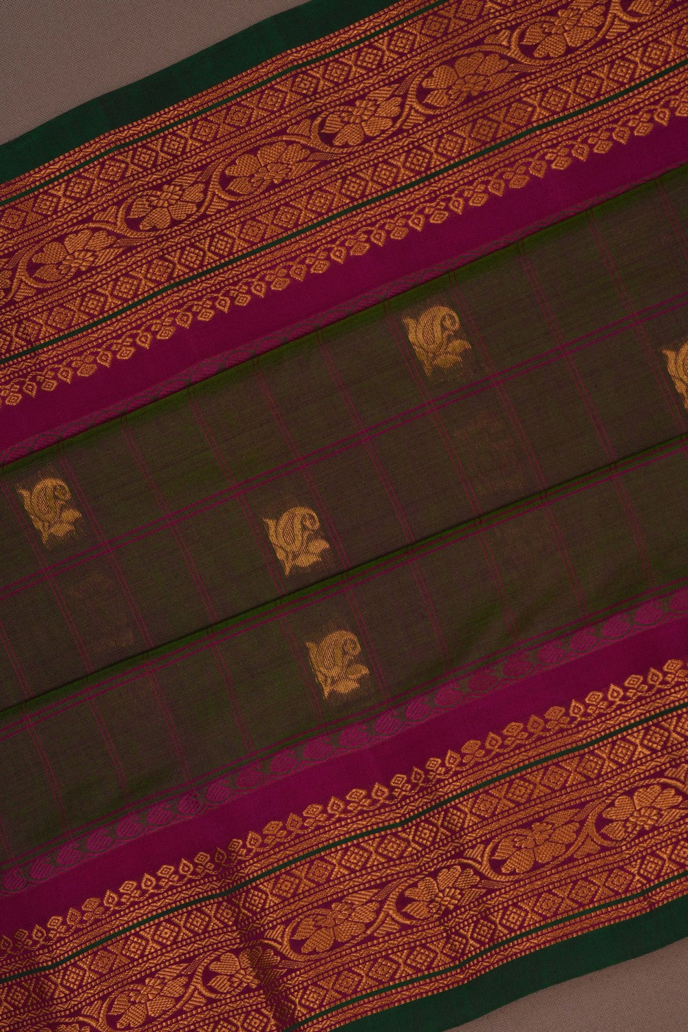 Image of Gadwal Cotton Silk Green Saree