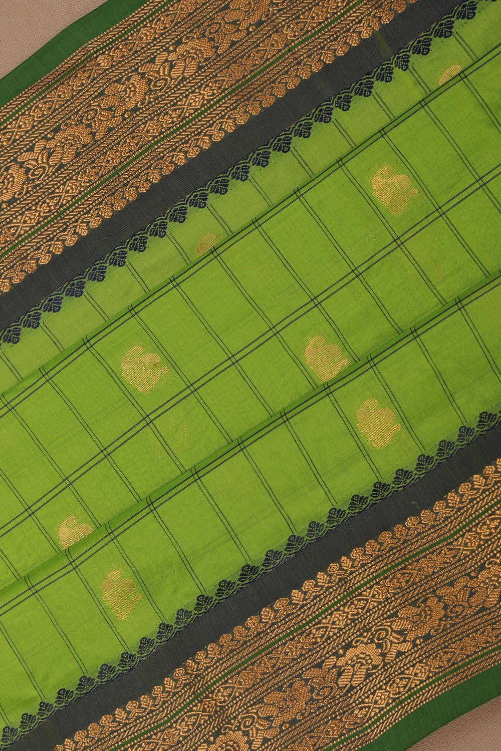 Image of Gadwal Cotton Silk Green Saree