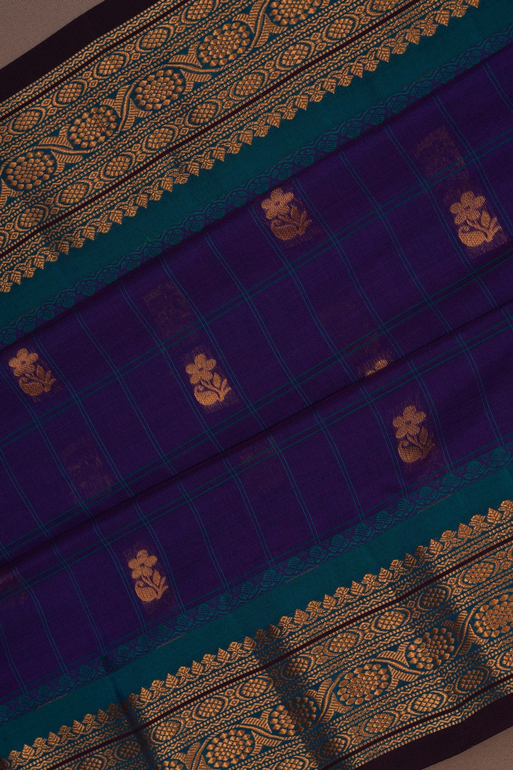 Image of Gadwal Cotton Silk Purple Saree