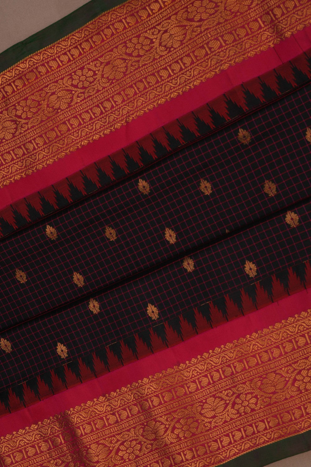 Gadwal Silk Kattam Brown Saree