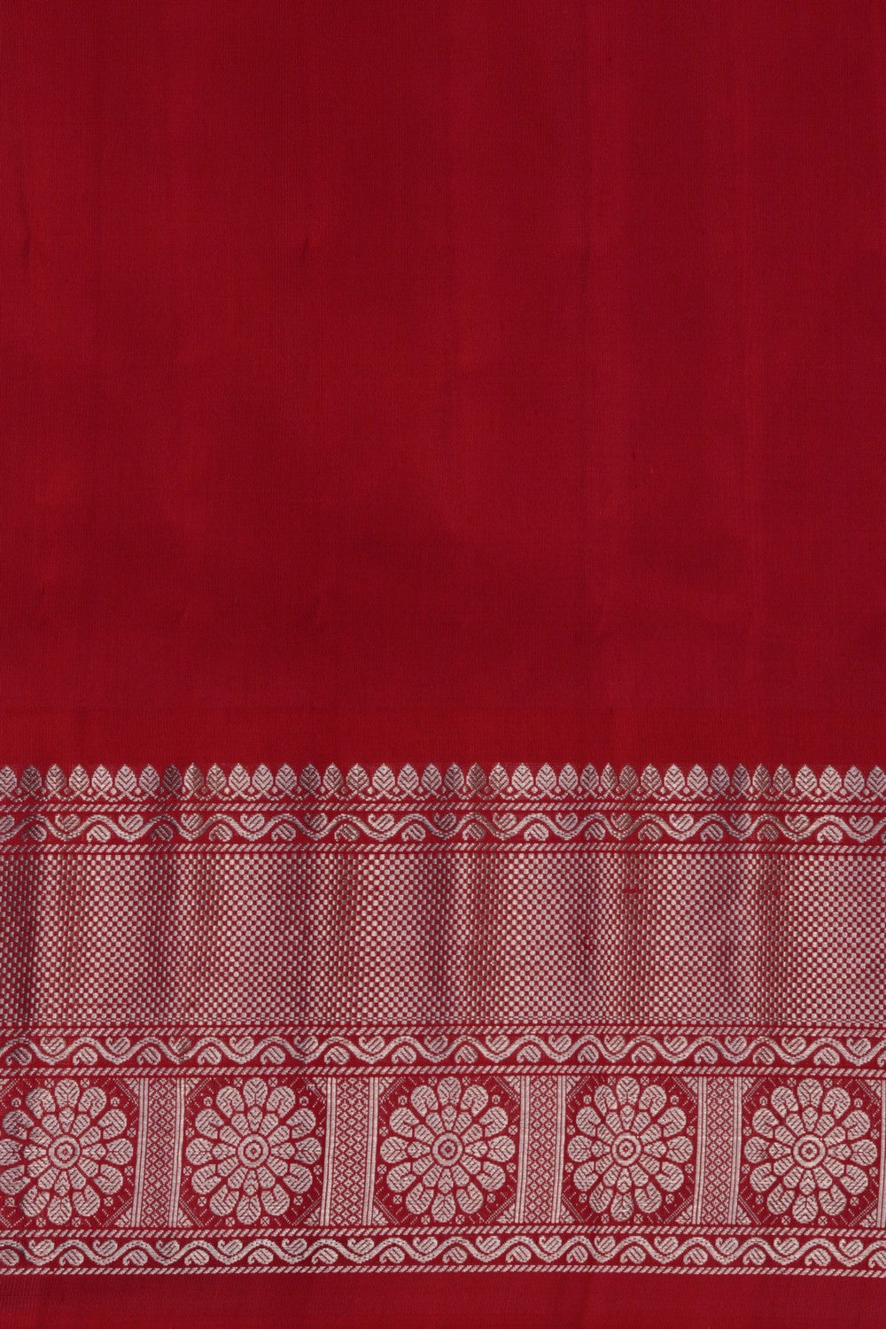 Image of Gadwal Silk Grey Saree