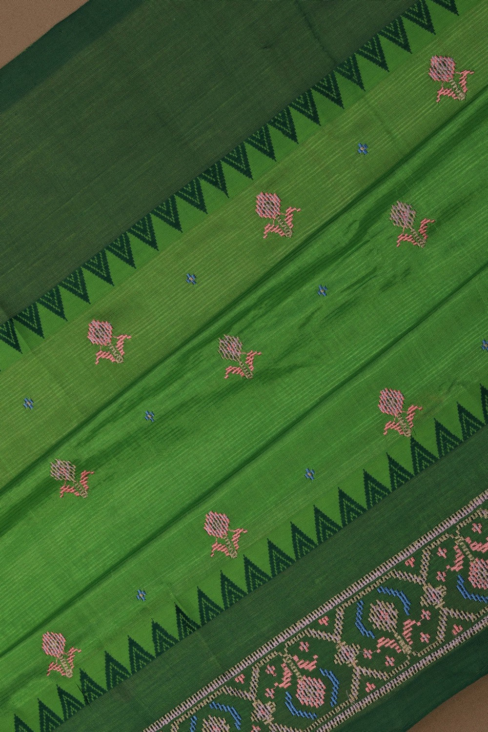 Image of Mangalgiri embroidery saree